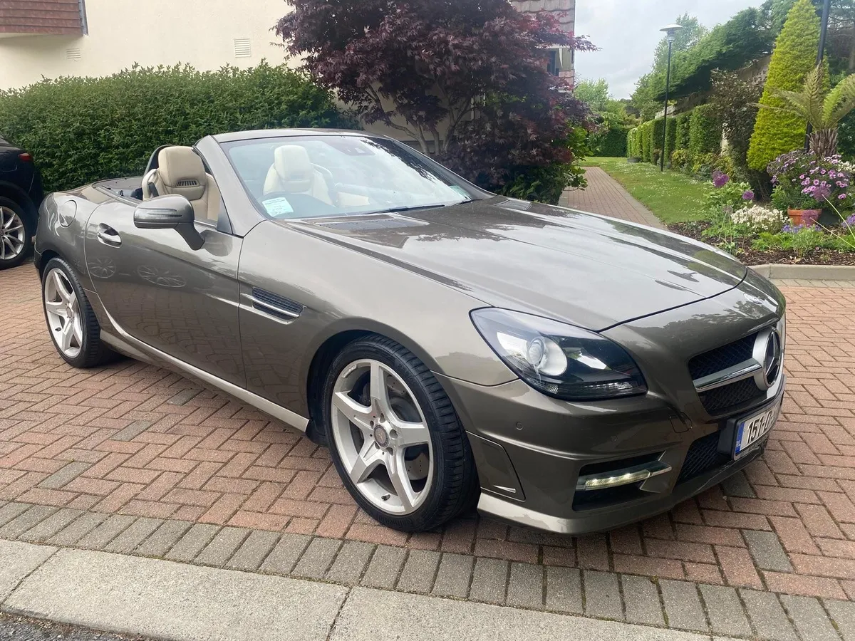 Mercedes-Benz SLK 2015 AMG - Image 1