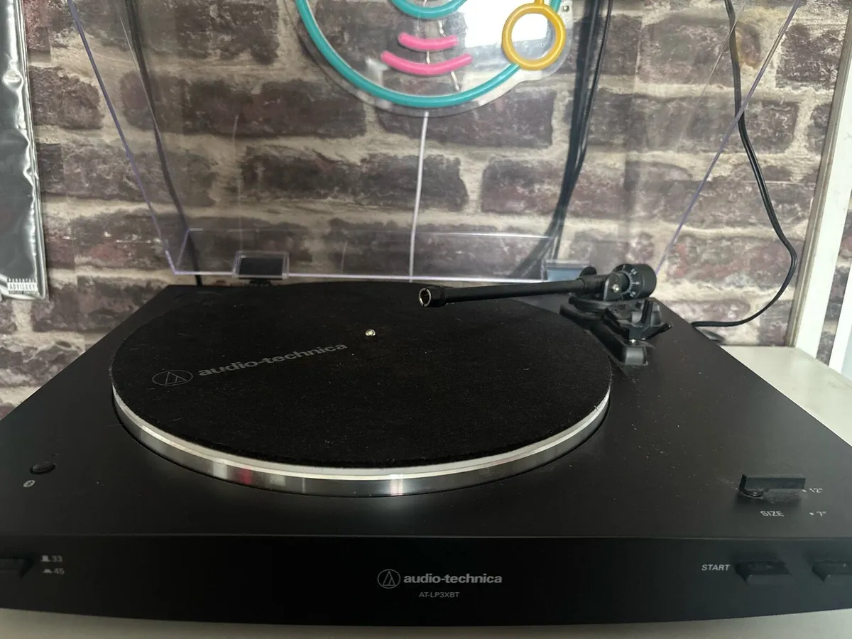 Turntable - audio-technica AT-LP3XBT - Image 2