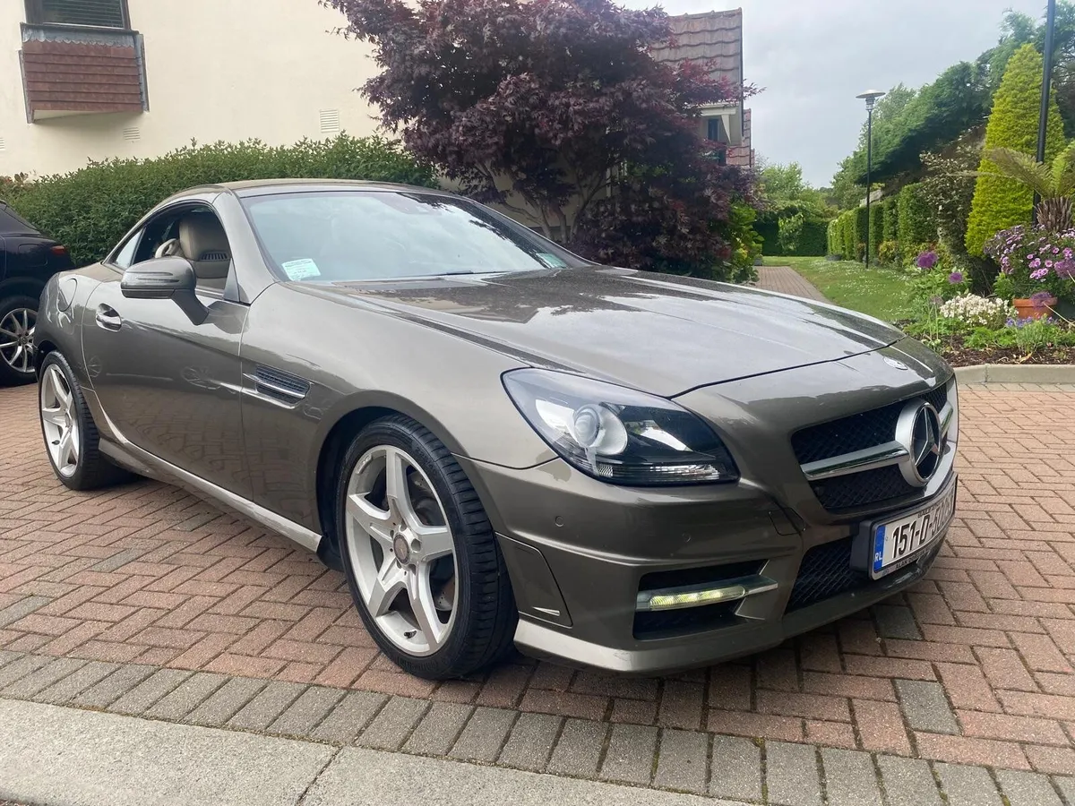 Mercedes-Benz SLK 2015 AMG - Image 2