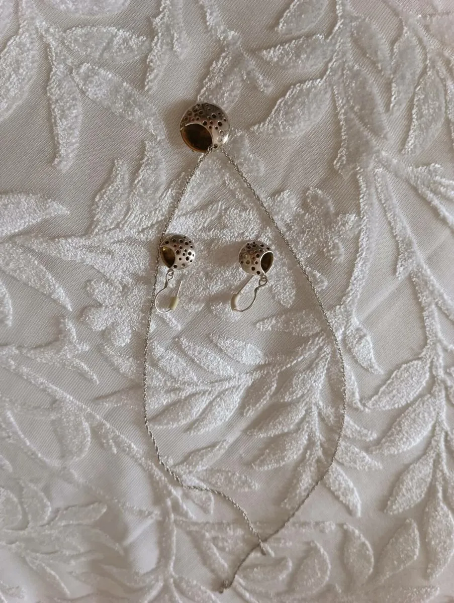 Beautiful set ,15 Euro - Image 2