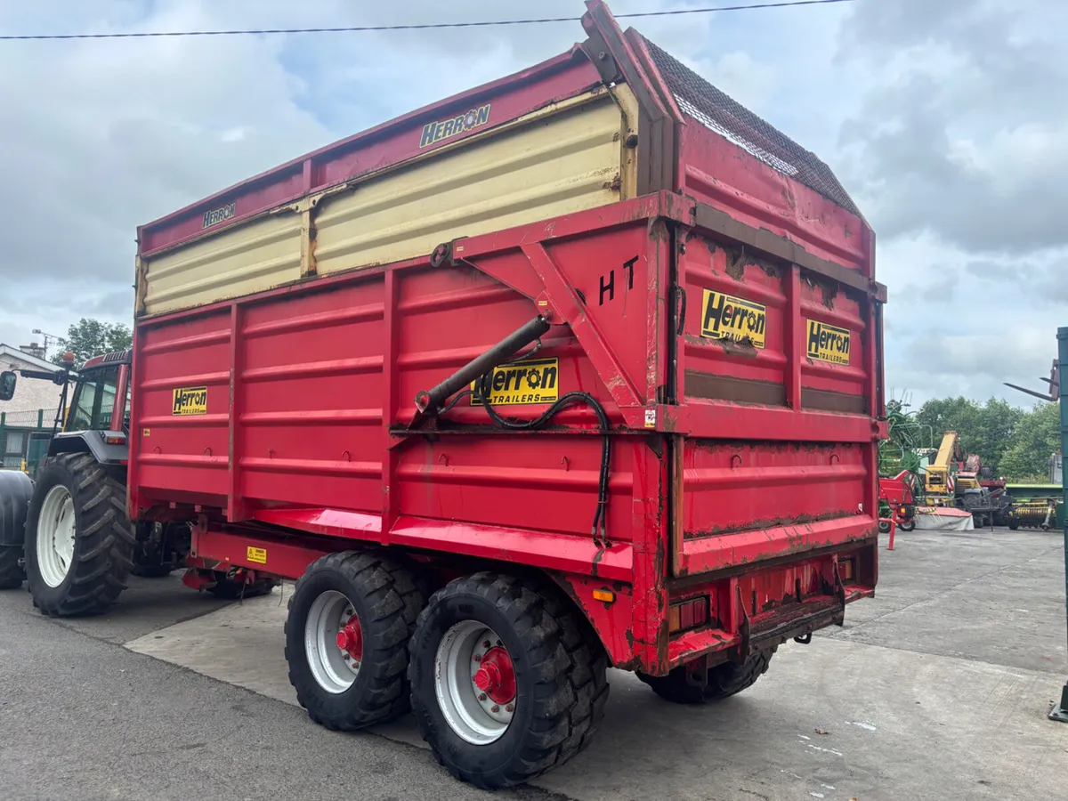 Herron Silage Trailer - Image 3