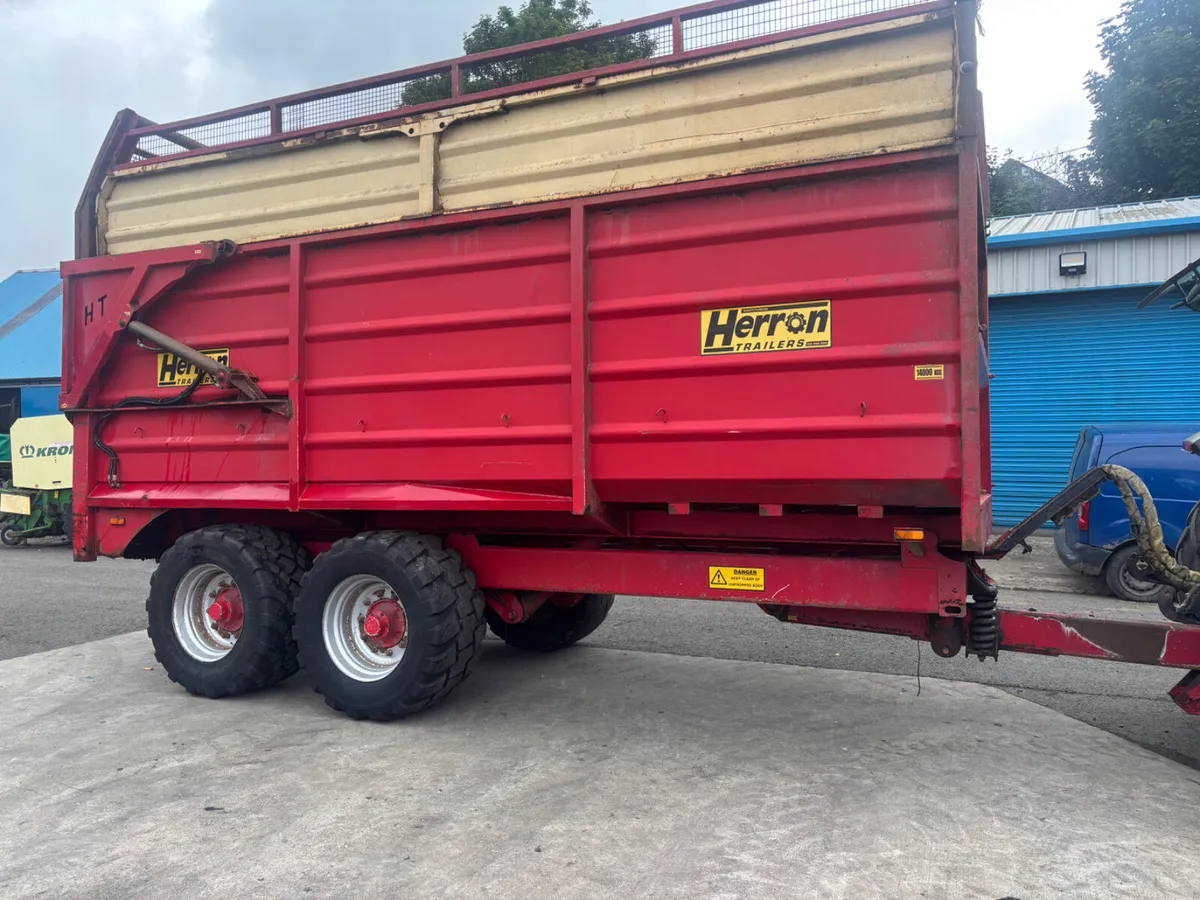 Herron Silage Trailer - Image 2