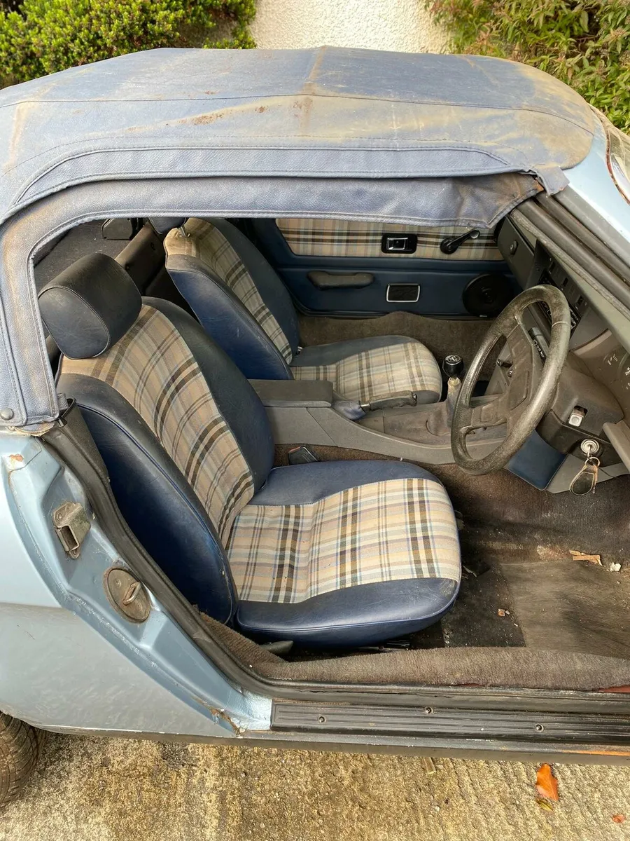 Triumph TR7 convertible - Image 2