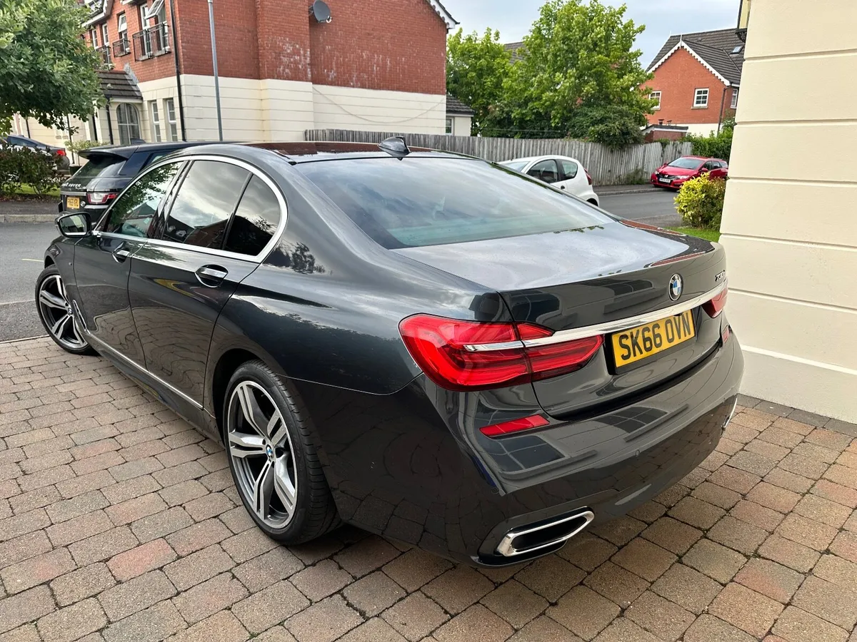 BMW 7-Series 2016 3.0D M Sport Auto - Image 2