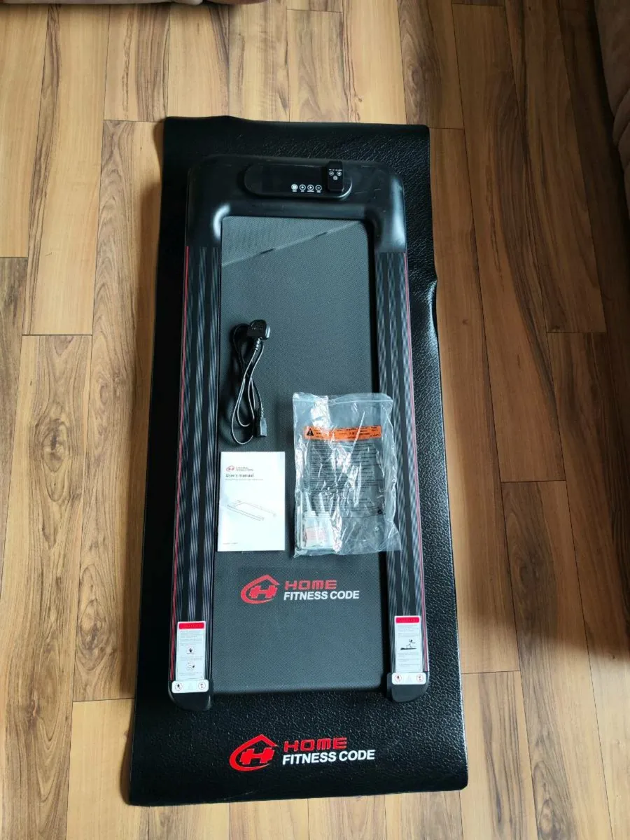 Underdesk treadmill with mat - Image 1