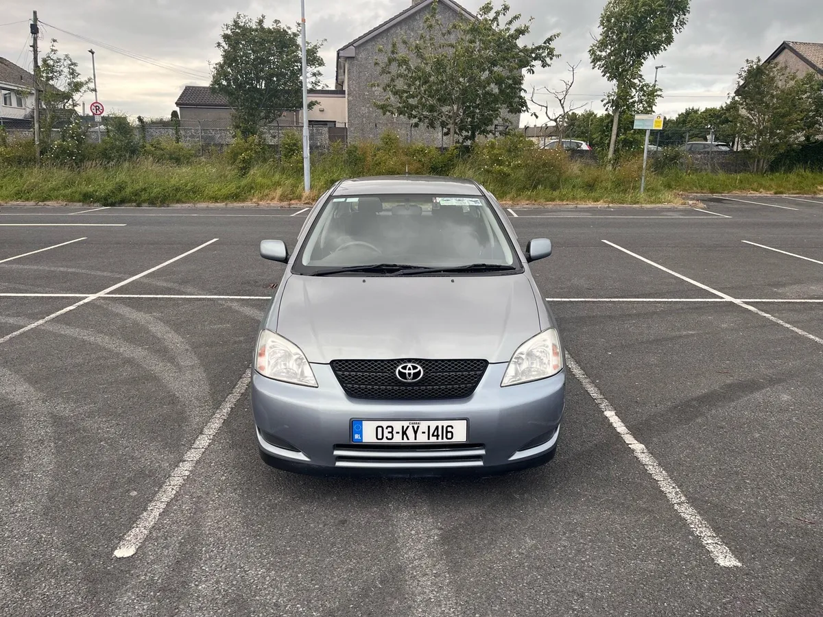 Toyota Corolla - Image 2