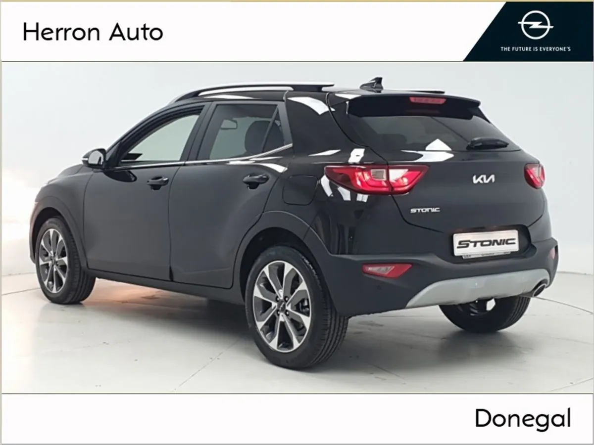 Kia Stonic Automatic - Image 4