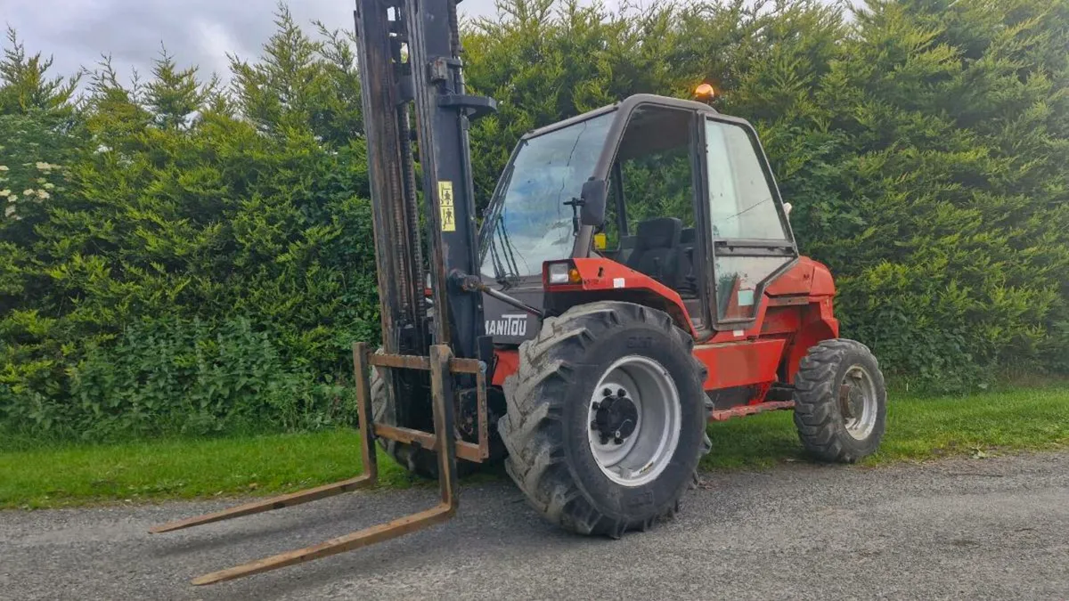 Manitou M26.4 Rough terrian 4x4 - Image 3