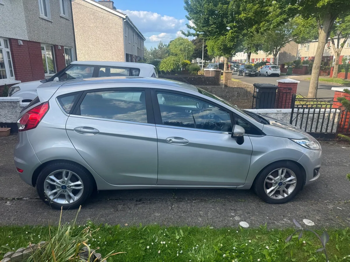 142 Ford Fiesta 1.25 Zetec - Image 4