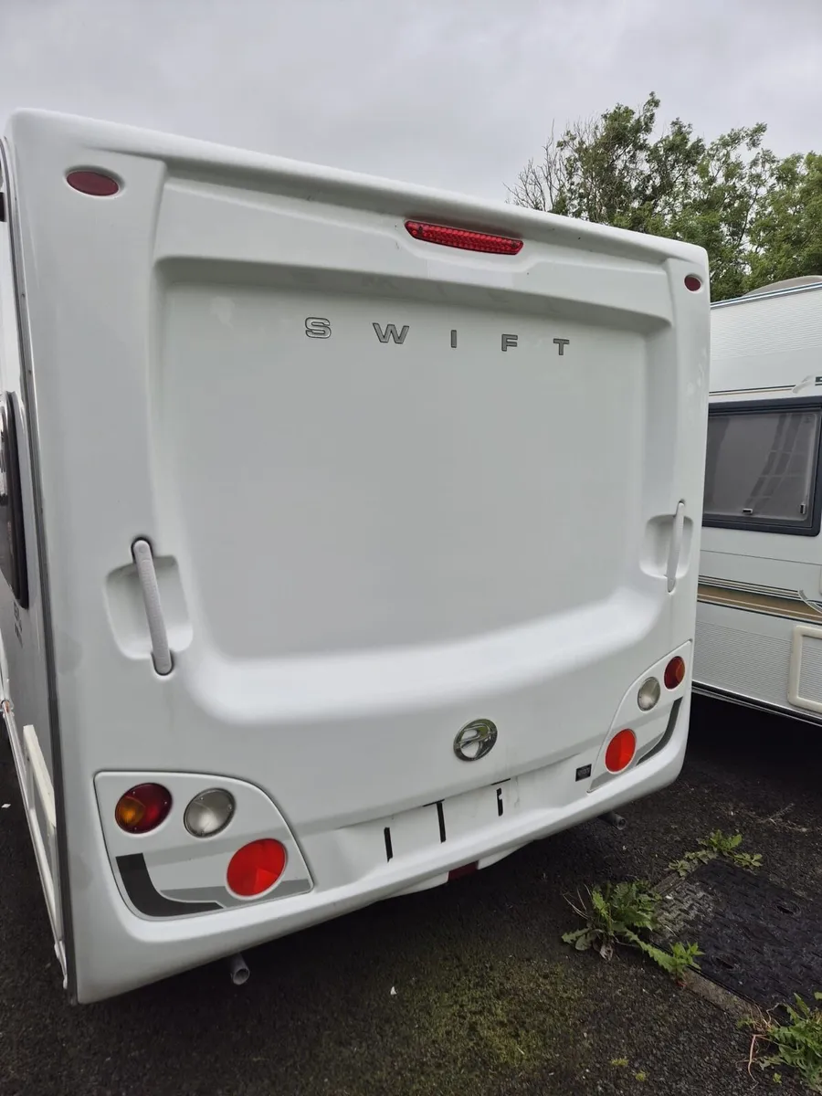 Swift cornche 4 berth fixed bedroom auto movers - Image 3