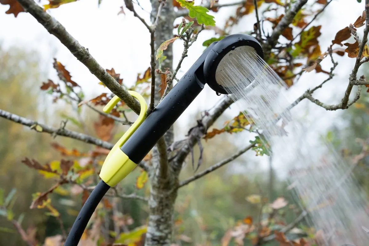RidgeMonkey Outdoor Power Shower - 20L - Image 3