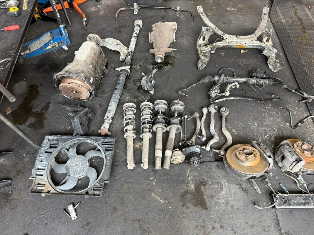 Bmw e60 530d parts - Image 1