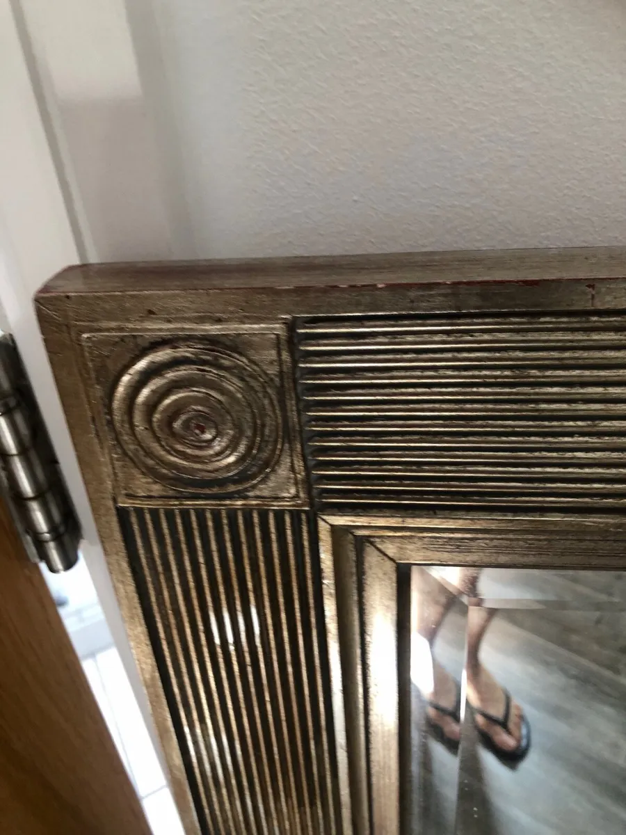 Large bronze mirror - Image 1