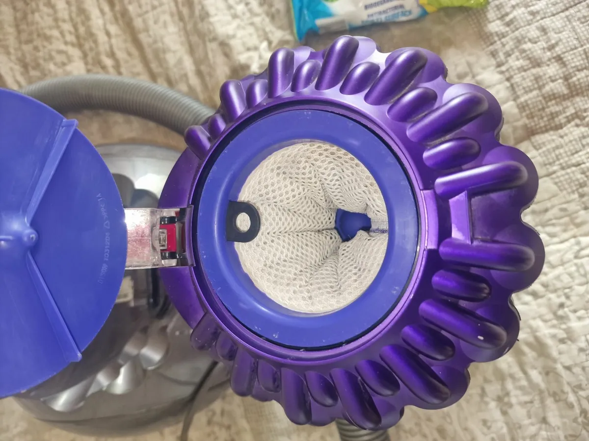 Dyson Cy 27 Big Ball Multi Floor - Image 4