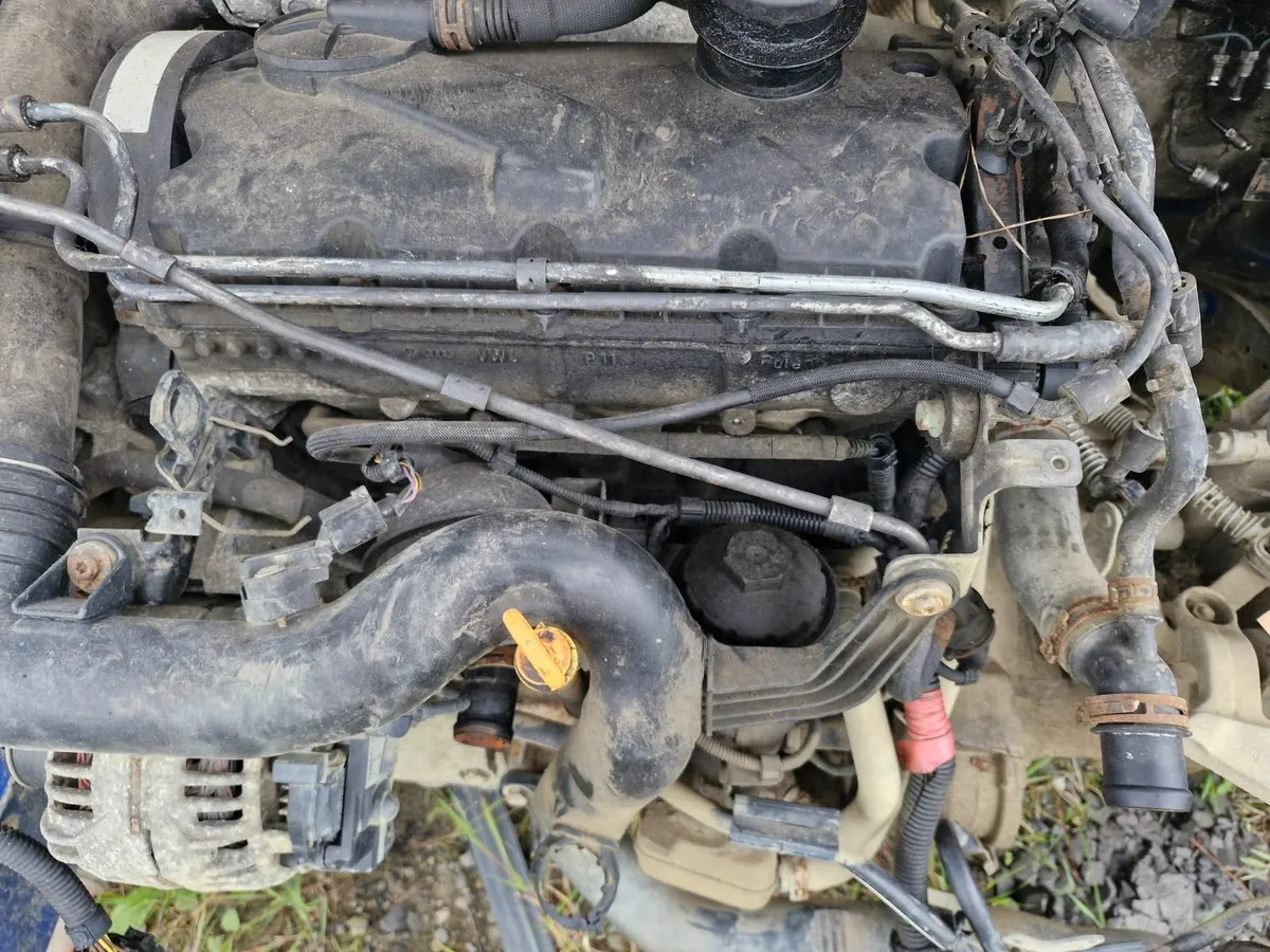 VW 1.9 tdi  BJB engine and parts - Image 3