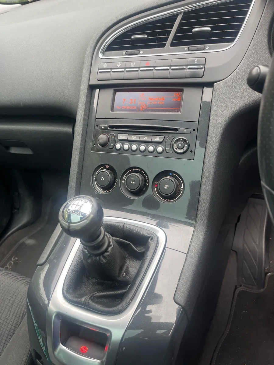 Immaculate Peugot 3008  (year long nct - Image 3