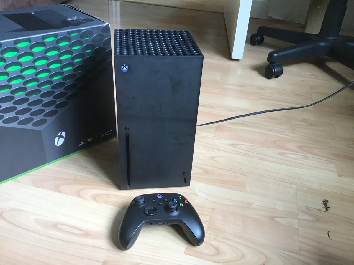 Xbox series X, price negotiable - Image 1