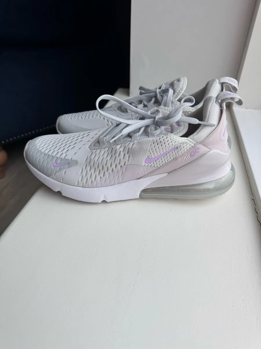 Nike Air Max 270 - Image 2