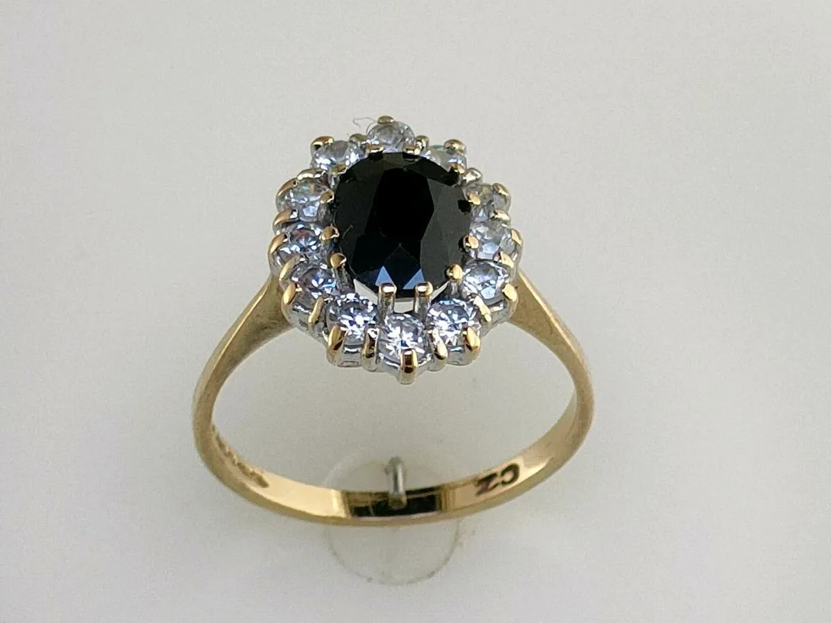 9ct Gold Princess Diana Ring - Image 3