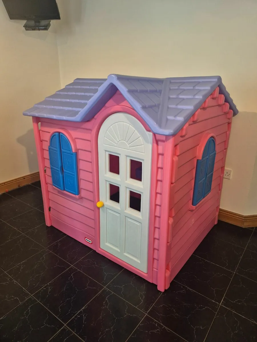 Little Tikes Playhouse - Image 2