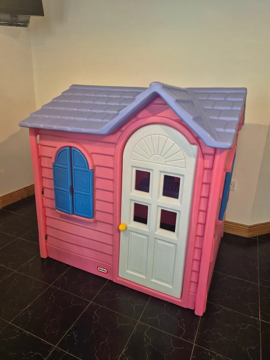 Little Tikes Playhouse - Image 4