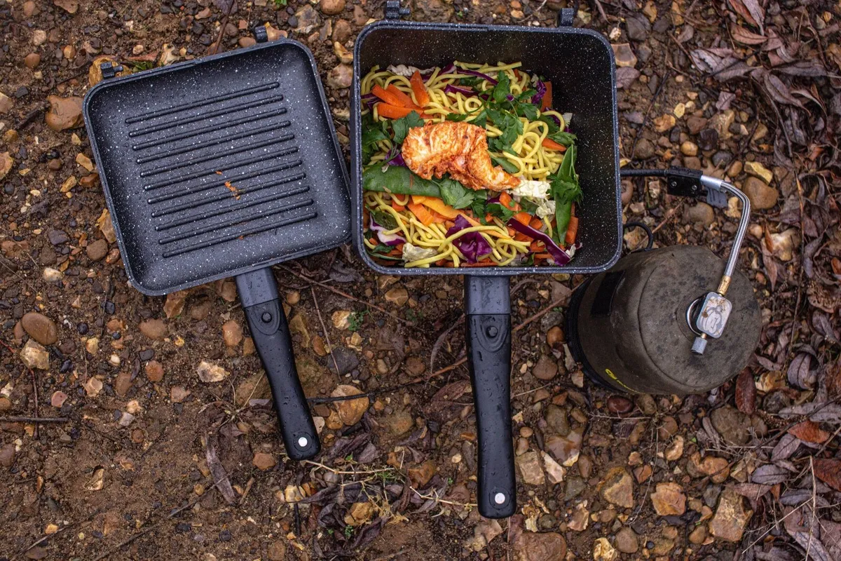 RidgeMonkey Connect Deep Pan and Griddle XL - Image 1