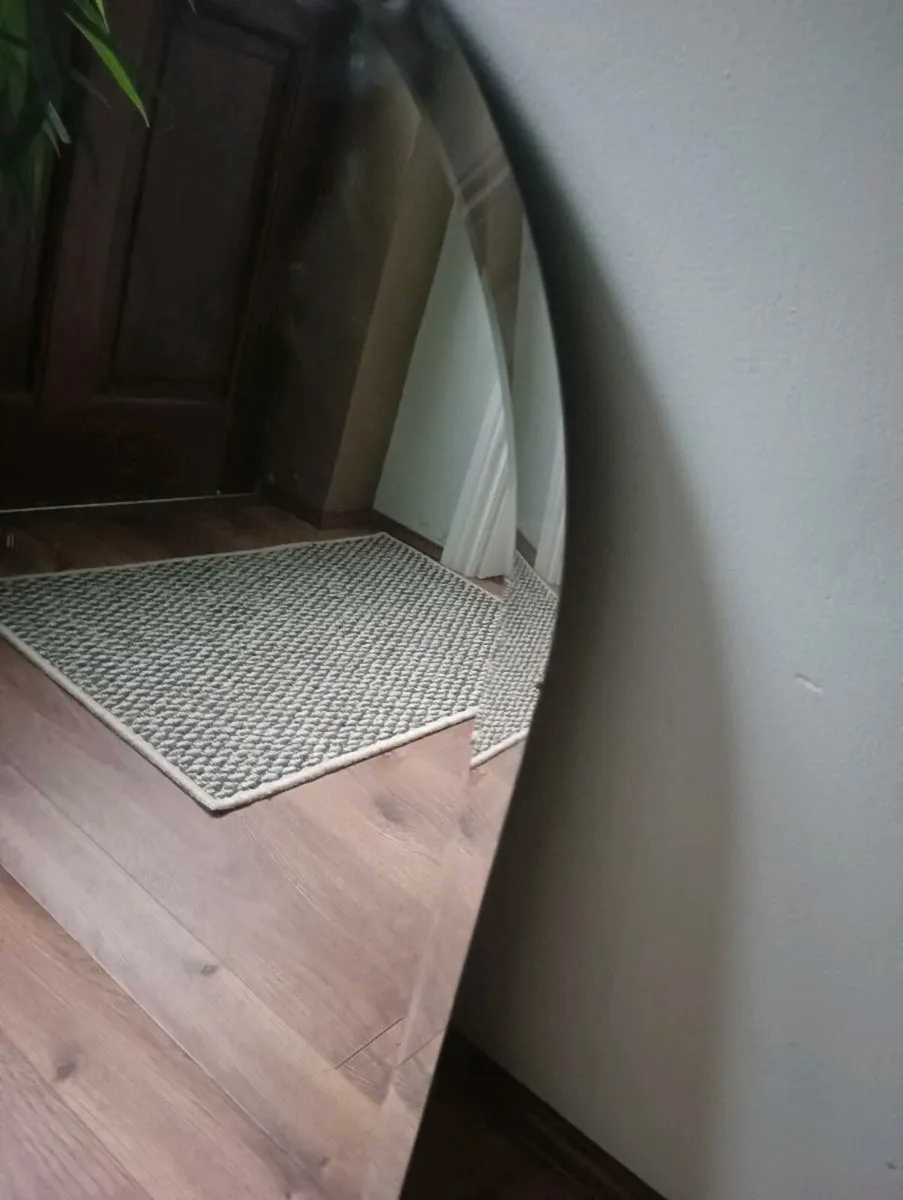 New beveled glass mirror,15 Euro - Image 3