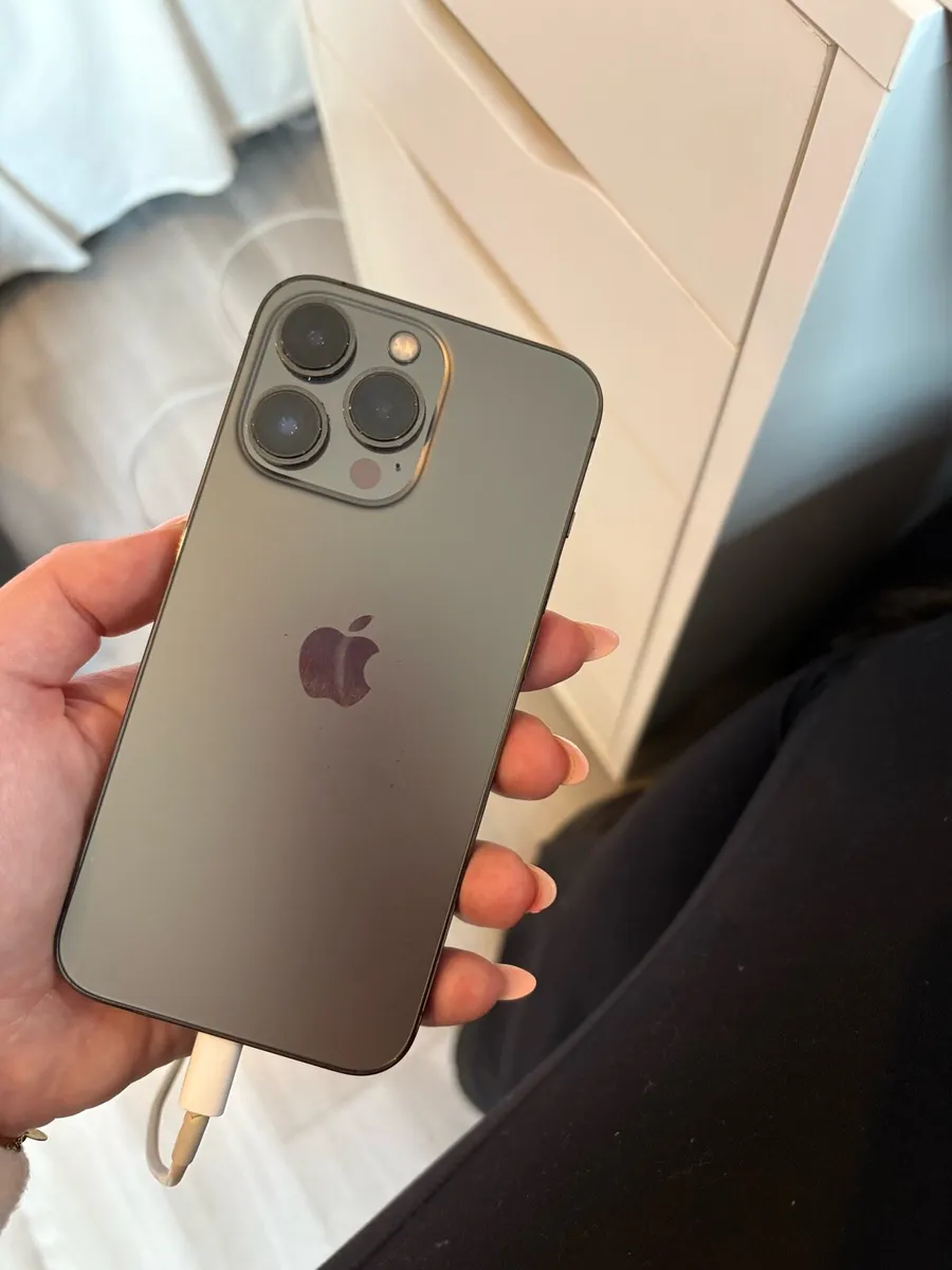 iPhone 13 Pro 256gb - Image 3