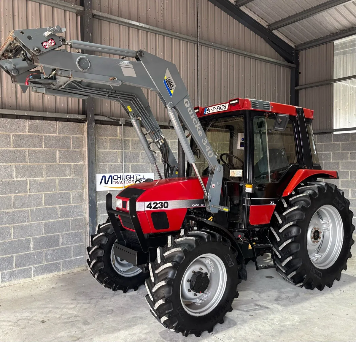 CASE 4230 XL c/w Quicke loader - Image 1