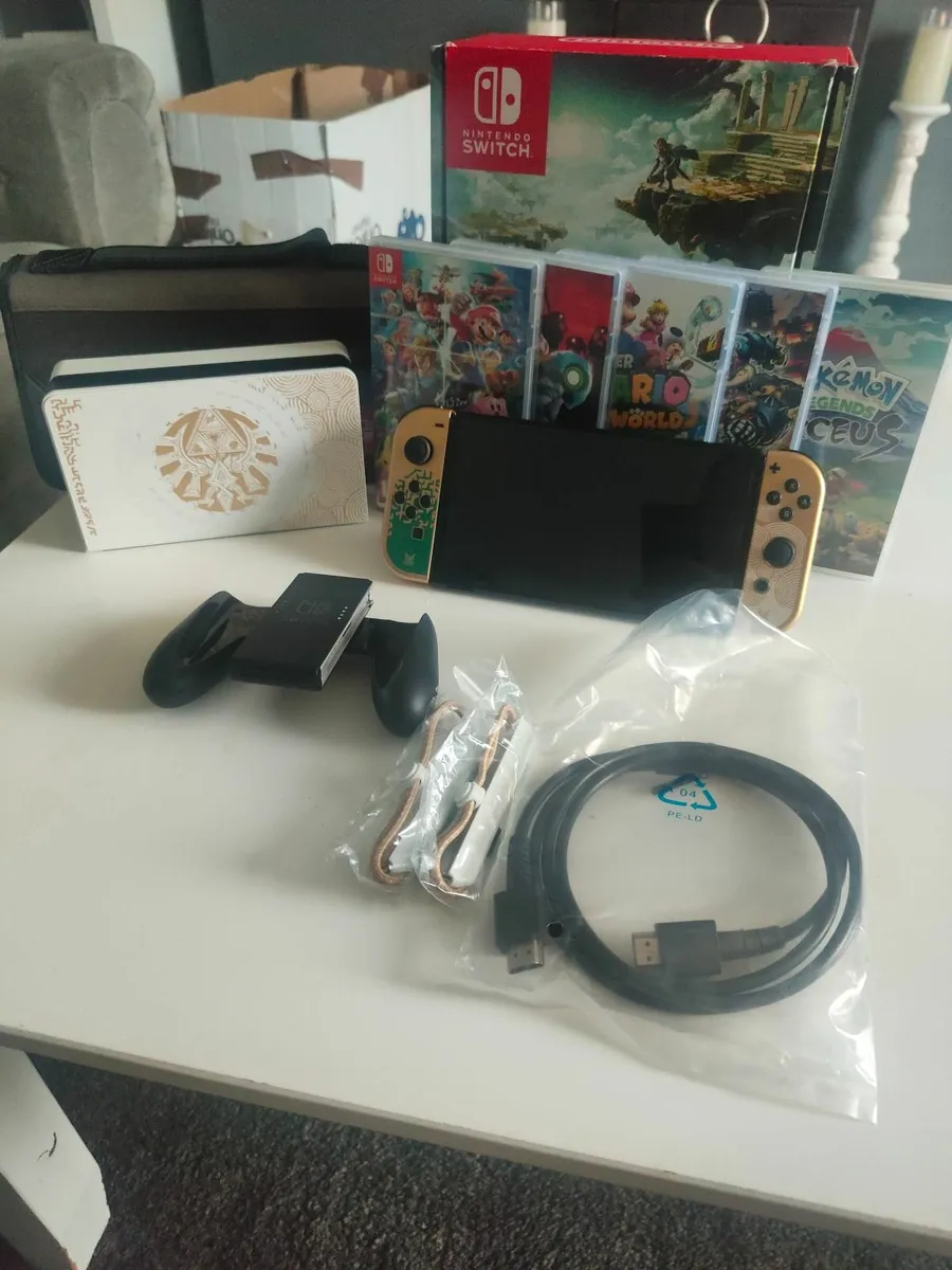 Nintendo switch OLED - Image 1