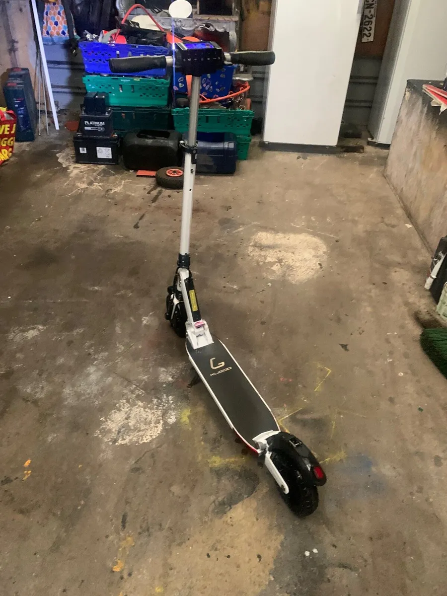 Electric scooter - Image 2