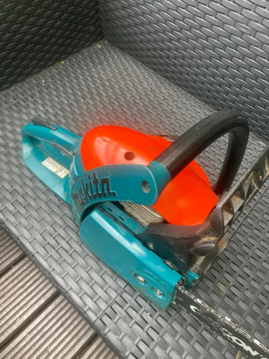 Chainsaw Makita - Image 4
