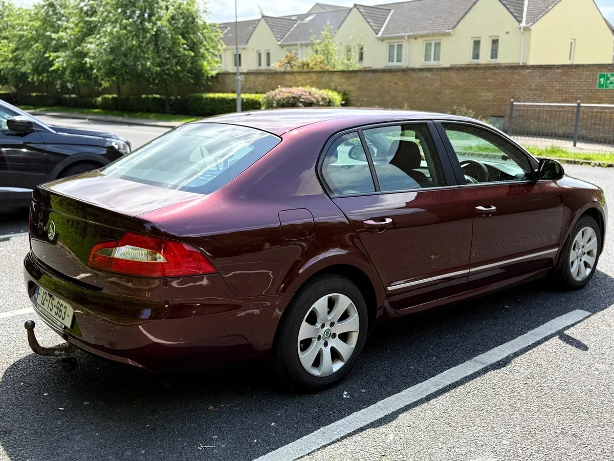 Skoda Superb - Image 3