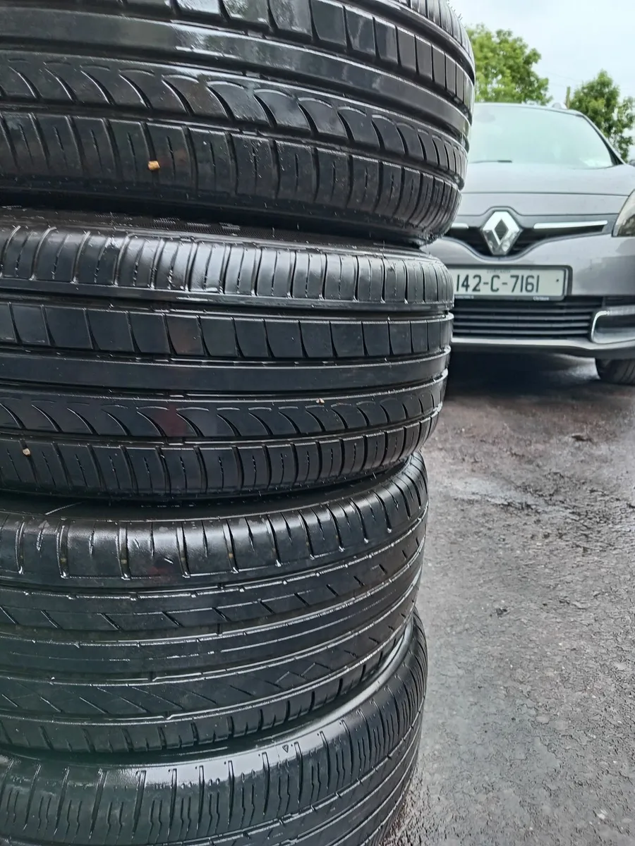 Renault grand scenic, Megane alloys with tyres 17R - Image 2