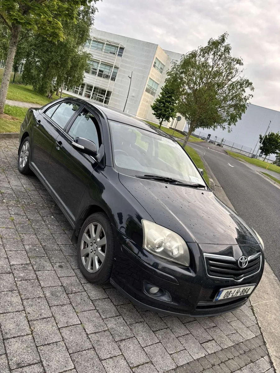 Toyota Avensis 2008 - Image 1