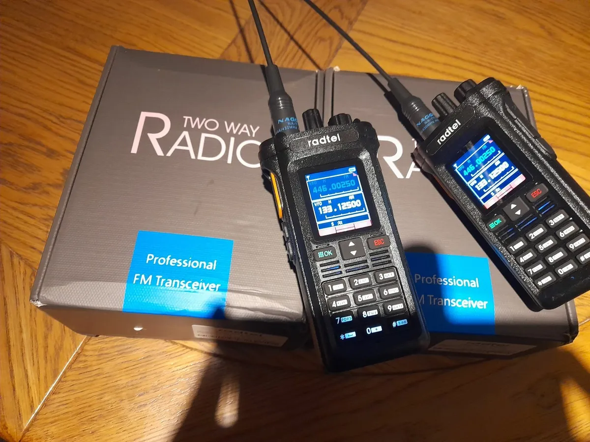 Walkie-talkies - Image 4