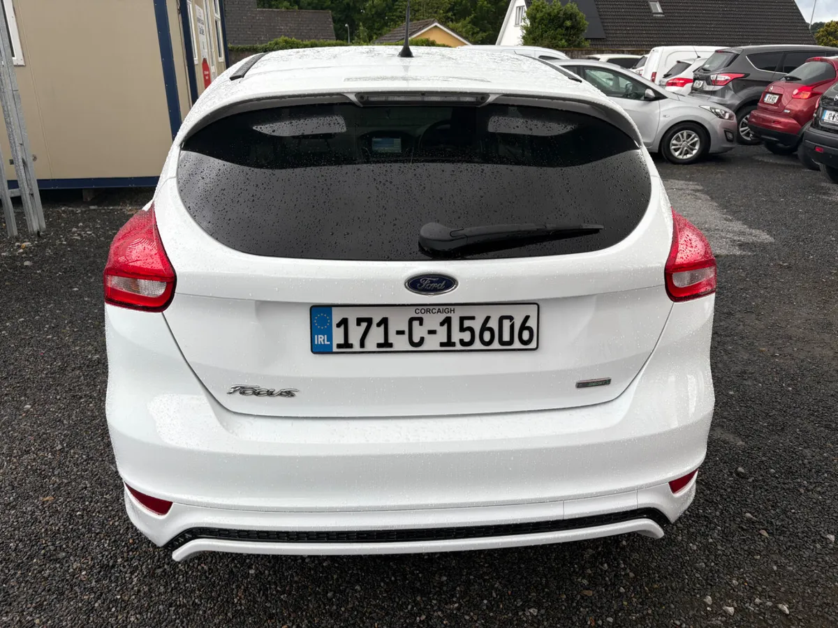 2017 Ford Focus st line 1 ltr - Image 4