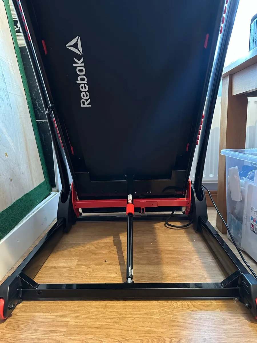 Reebok One GT40S Treadmill - Image 4