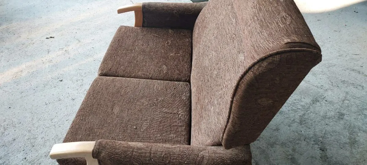 2 seater chair - Image 2