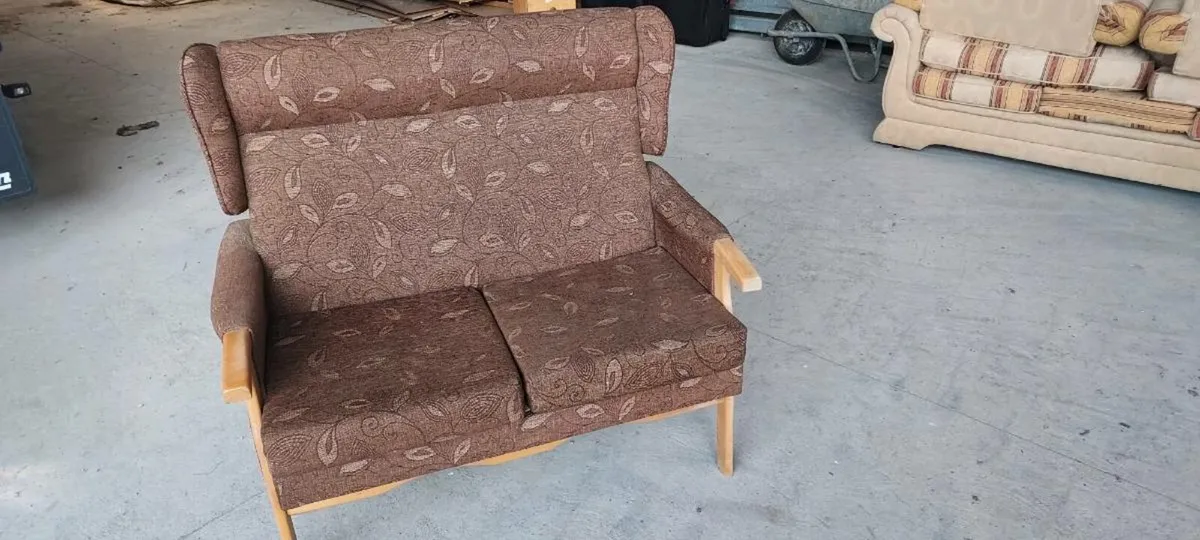2 seater chair - Image 1