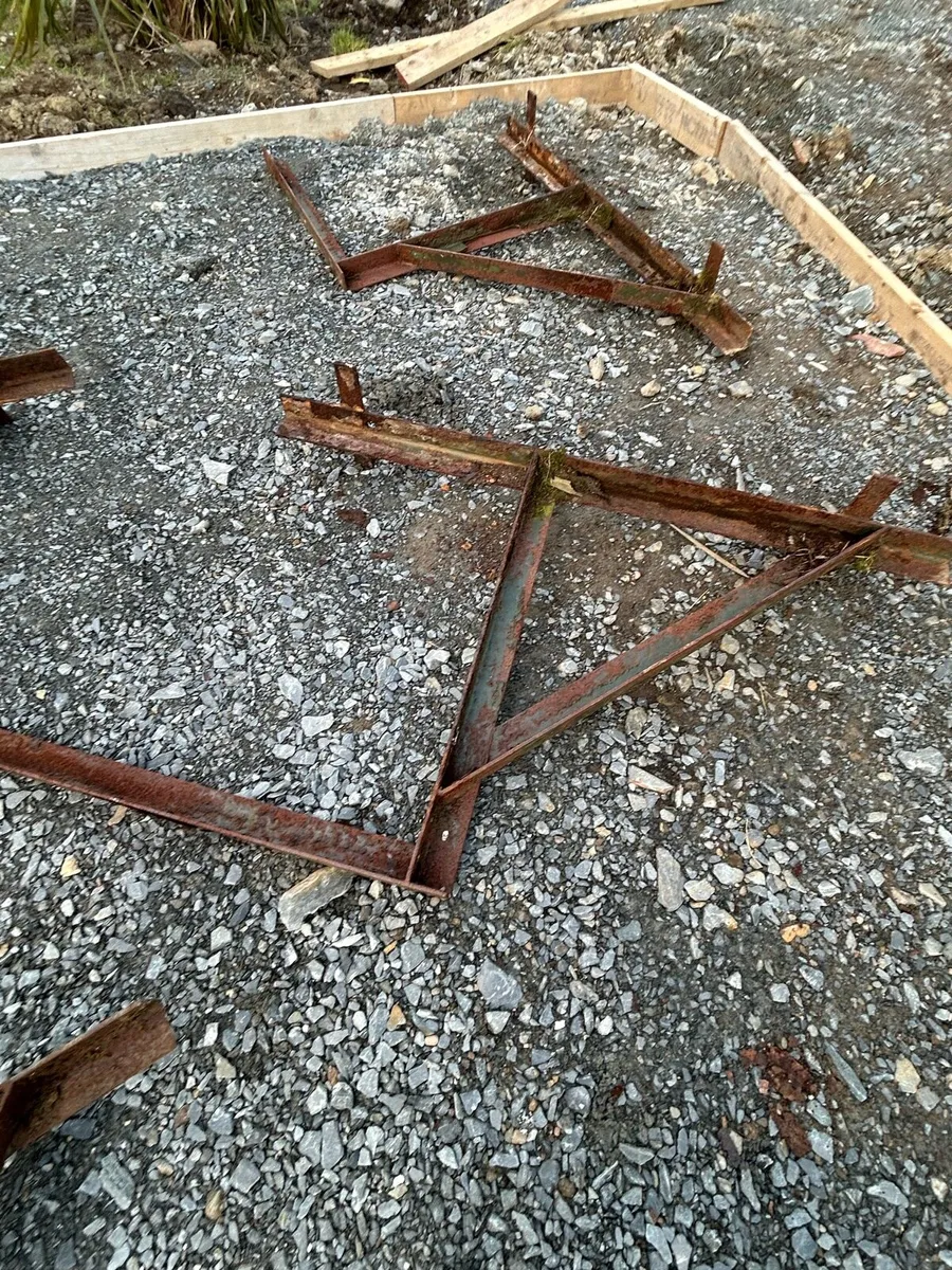 Angle iron - Image 4