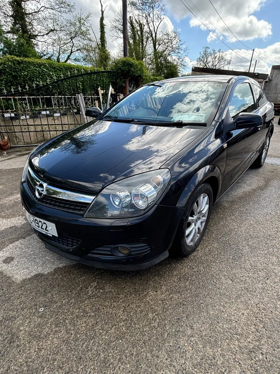 Opel Astra Van car - Image 2