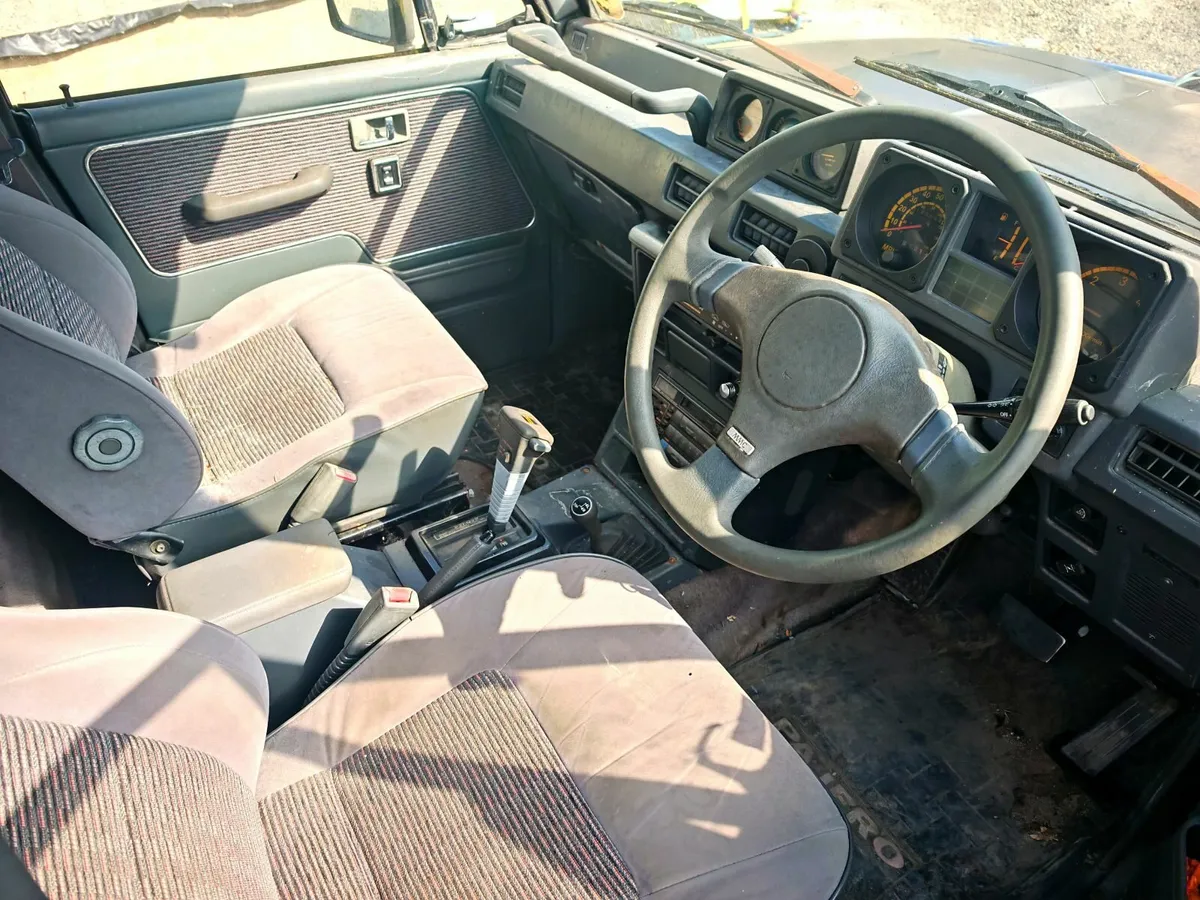 Mitsubishi Pajero 2.5 TD , SWB - Image 2