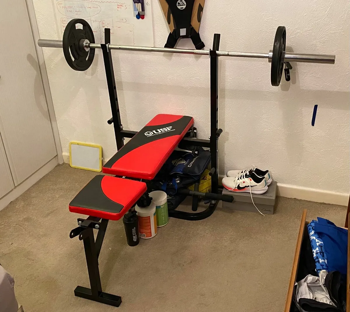Bench Press + 6ft Olympic Barbell & 2x 5kg Plates
