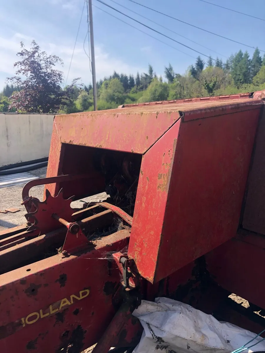 New Holland square baler - Image 2
