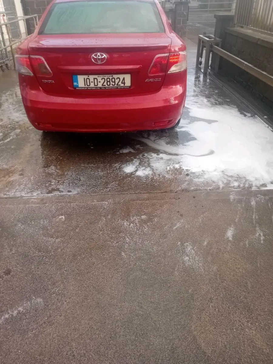 10 Toyota avensis nctd and taxed - Image 3