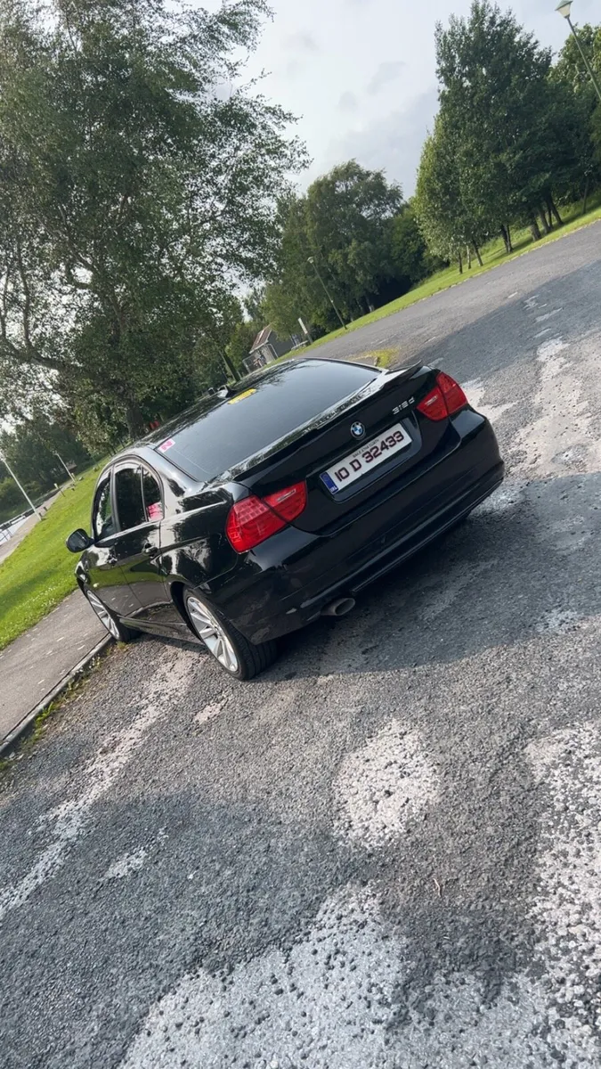 BMW 318D - Image 4