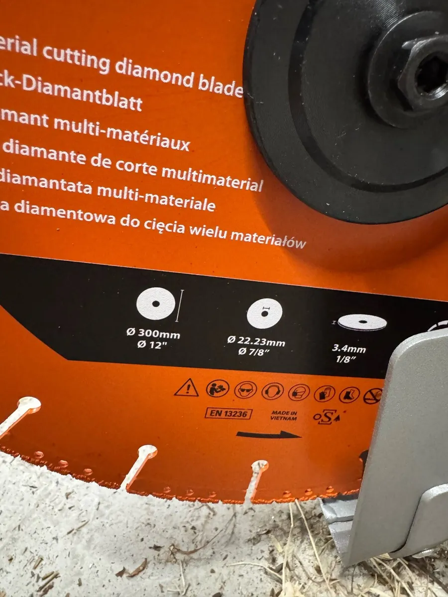 Concrete saw - Image 2