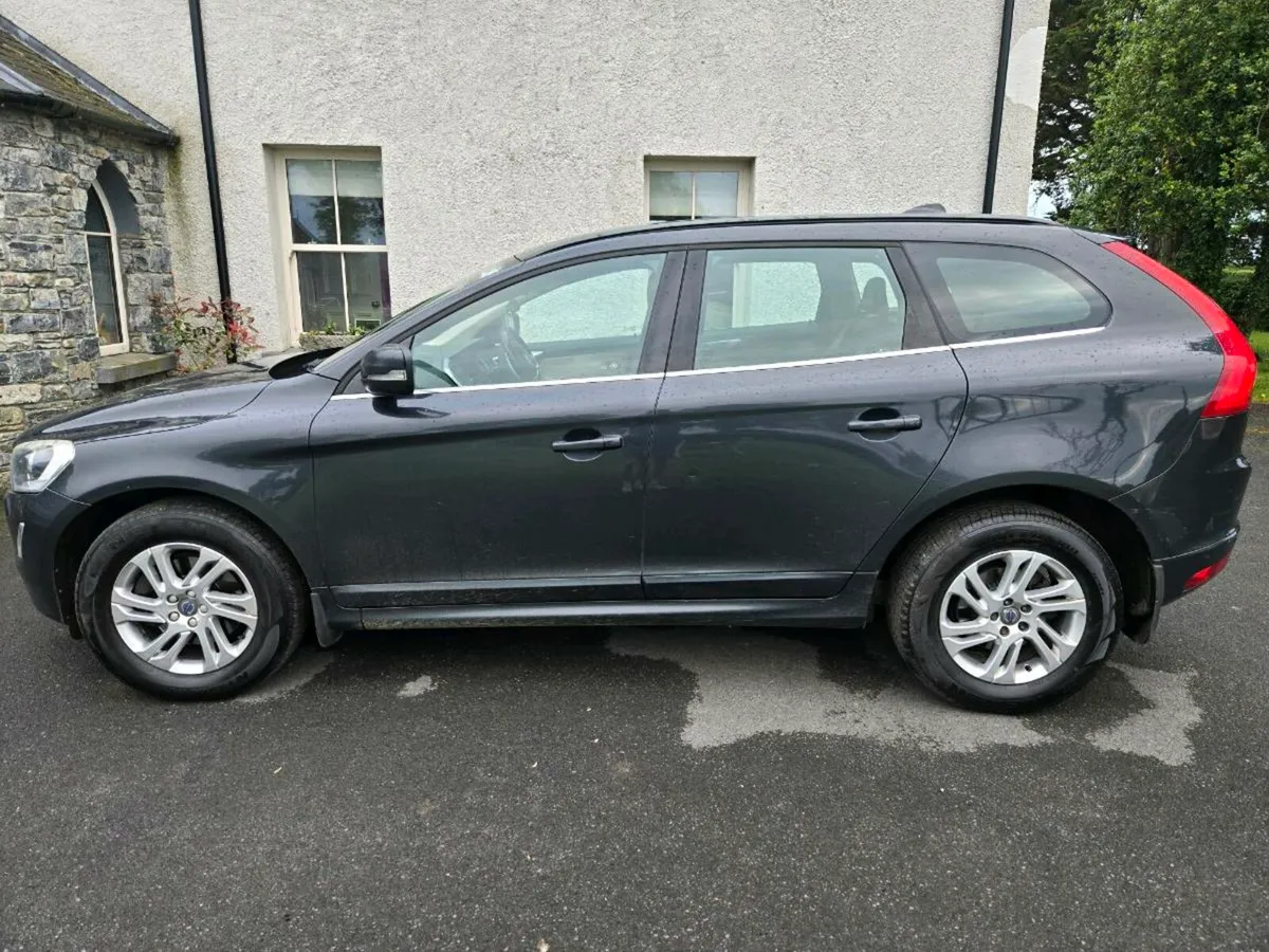 Car - Image 1