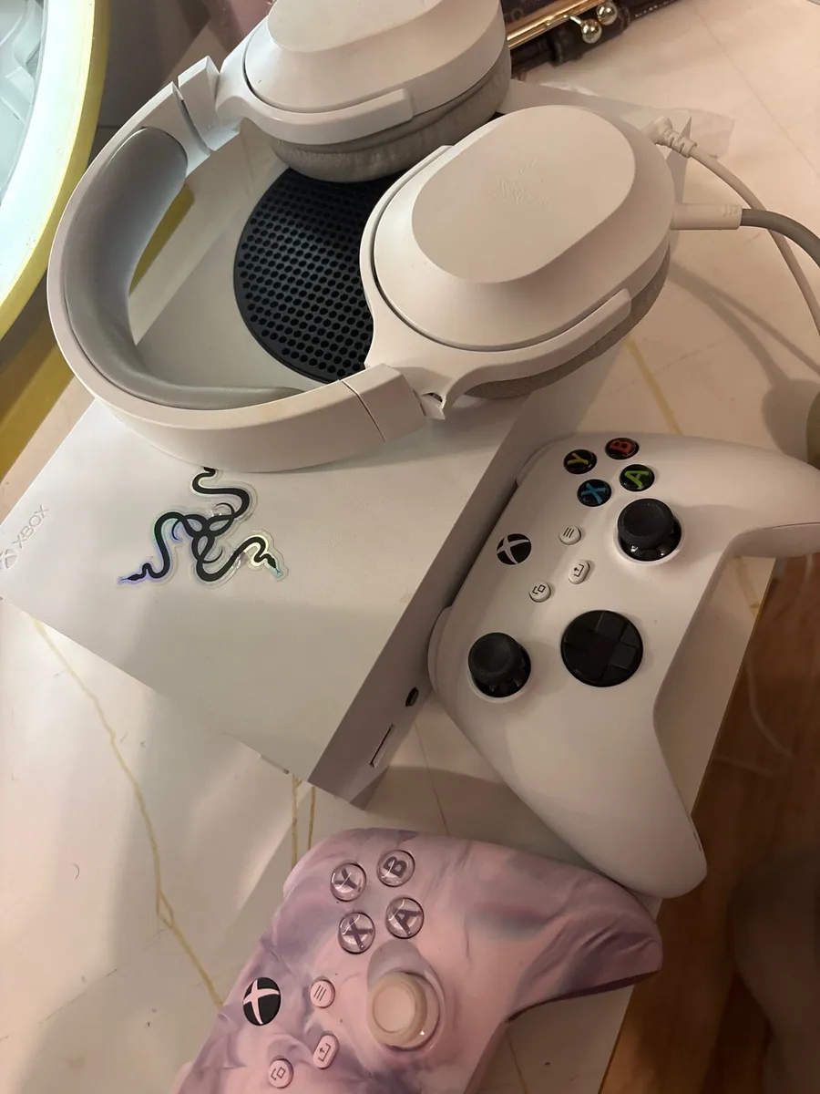 Xbox series s - Image 2